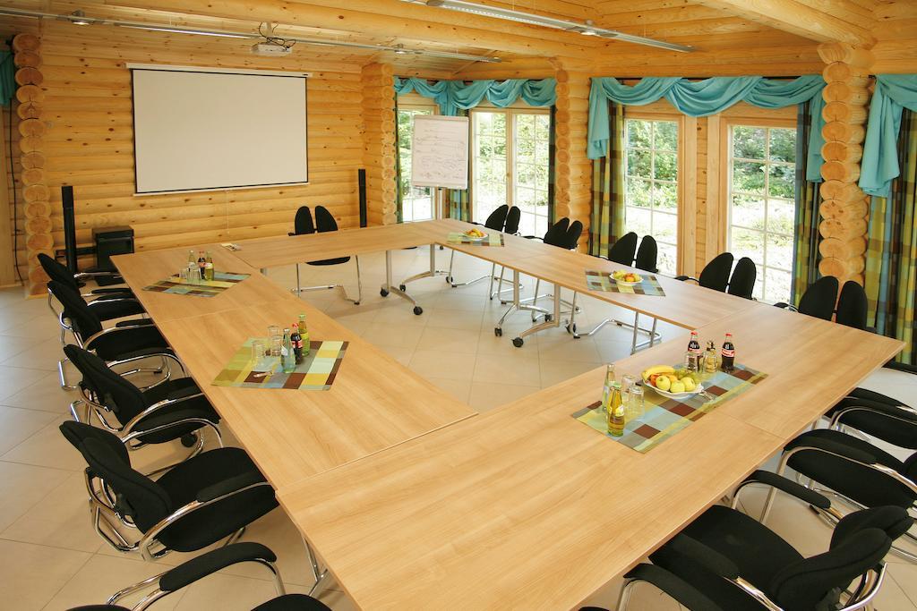 Hotelanlage Country Lodge อาร์นส์แบร์ก ภายนอก รูปภาพ